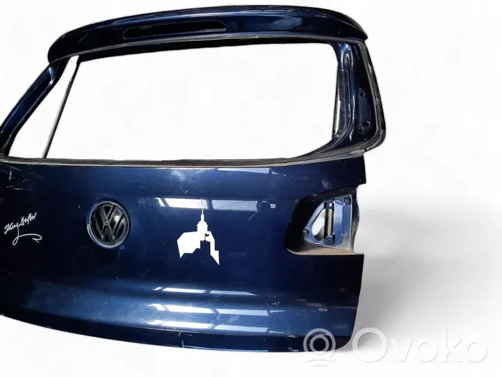 Volkswagen Tiguan Tylna klapa bagażnika 5N0827178