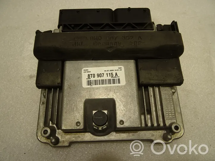 Audi A5 8T 8F Unité de commande, module ECU de moteur 8T0907115A