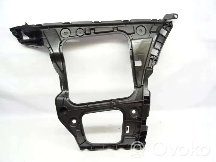 Audi Q7 4M Rear bumper mounting bracket 4M0807454B