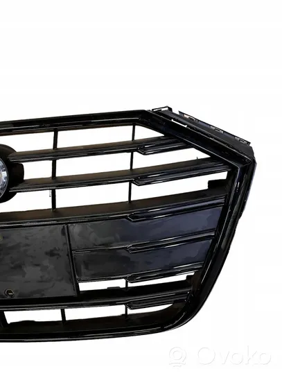 Audi A8 S8 D5 Maskownica / Grill / Atrapa górna chłodnicy 4N0853651H