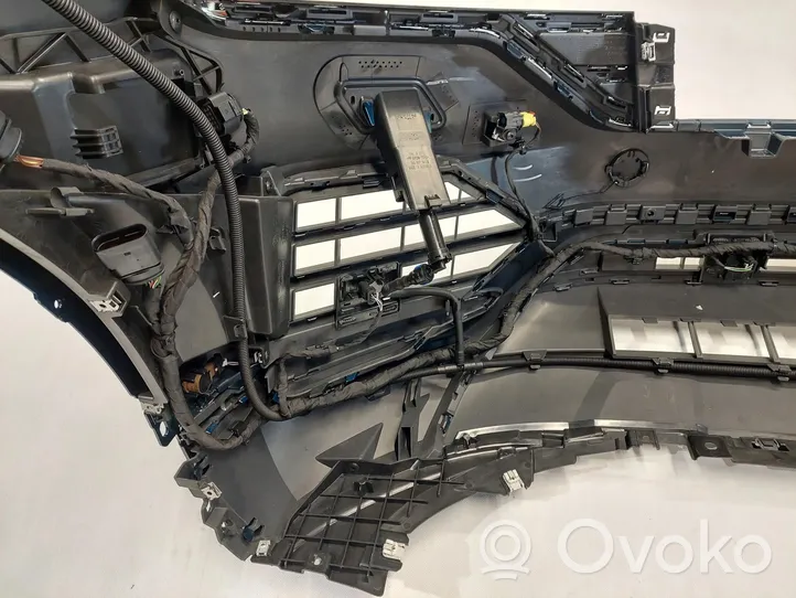 Volkswagen Touareg III Front bumper 760807061G