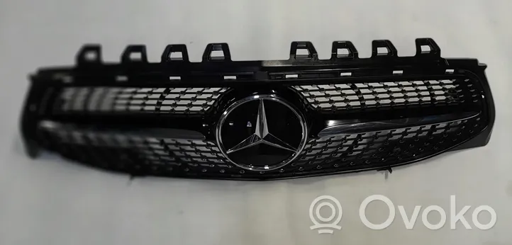 Mercedes-Benz CLA C118 X118 Atrapa chłodnicy / Grill A1188880000