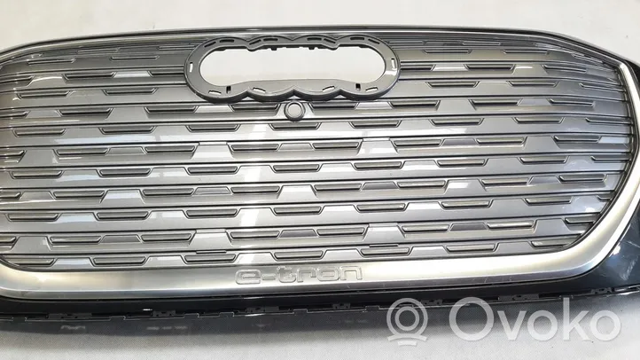 Audi Q4 Sportback e-tron Atrapa chłodnicy / Grill 89A807725A