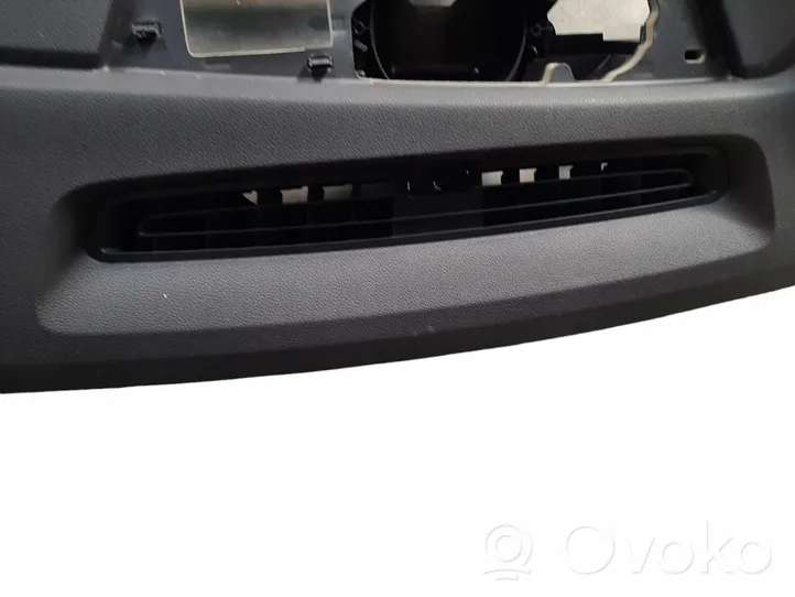 Audi Q7 4M Dashboard 4ML880204