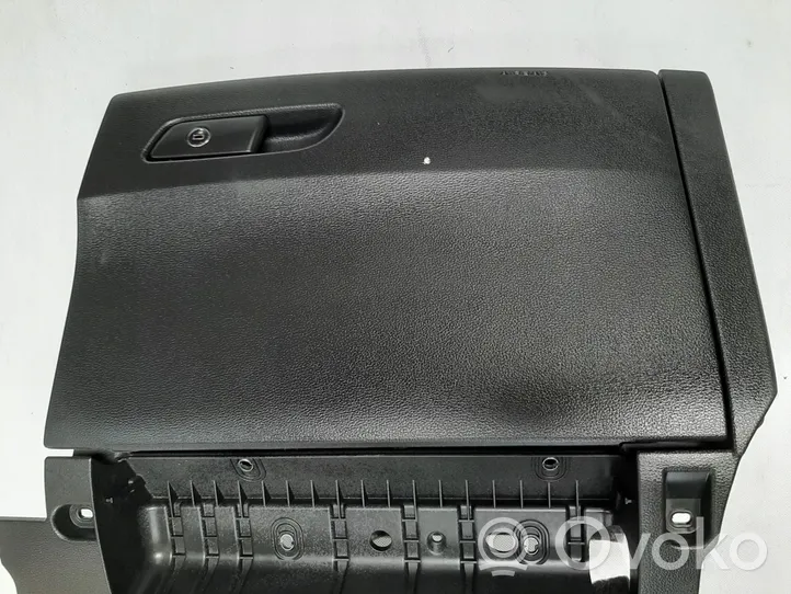 Audi A5 Glove box 8W1880302