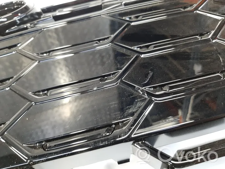 Audi A4 S4 B9 8W Atrapa chłodnicy / Grill 8W0853651