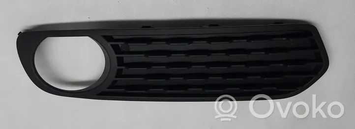 BMW 1 F20 F21 Grille inférieure de pare-chocs avant 7245870