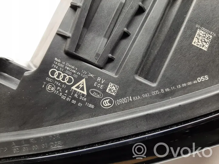 Audi A1 Lampa przednia 8XA941006B