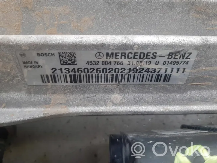 Mercedes-Benz E W213 Hammastanko 2134602602