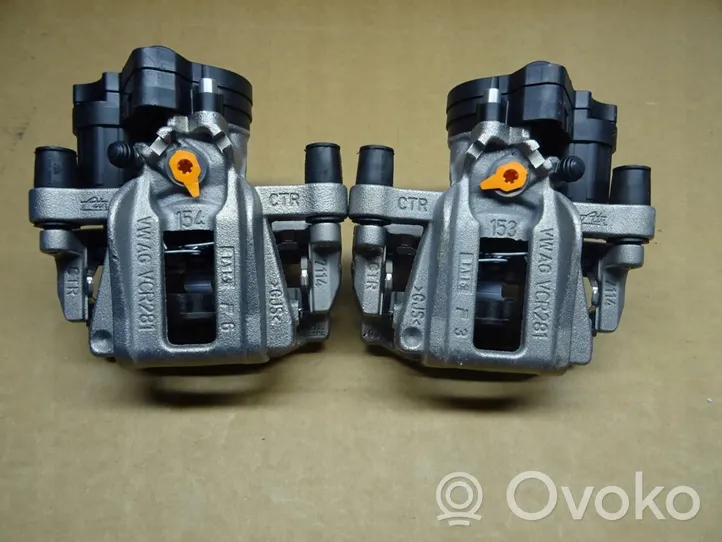 Volkswagen Golf VIII Rear brake caliper 5R3615405