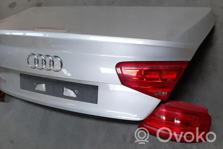 Audi A8 S8 D4 4H Tylna klapa bagażnika Audi