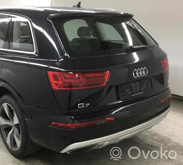 Audi Q7 4M Tylna klapa bagażnika Audi