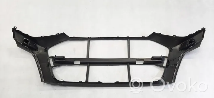 Audi RS3 8Y Grille inférieure de pare-chocs avant 8Y0807725