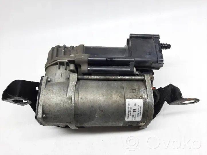 Mercedes-Benz E W213 Ilmajousituksen kompressoripumppu A2133200104