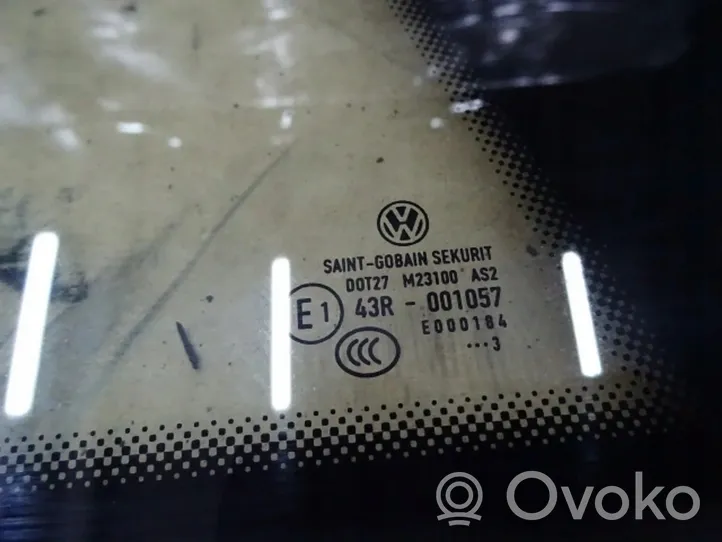 Volkswagen Scirocco Aizmugurējais virsbūves sānu stikls 1K8845042