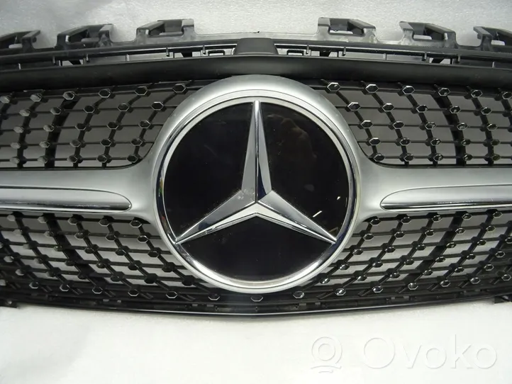 Mercedes-Benz CLA C118 X118 Grille de calandre avant Mercedes-Benz