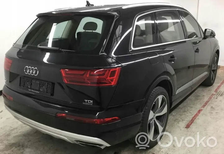 Audi Q7 4L Galinės durys Audi