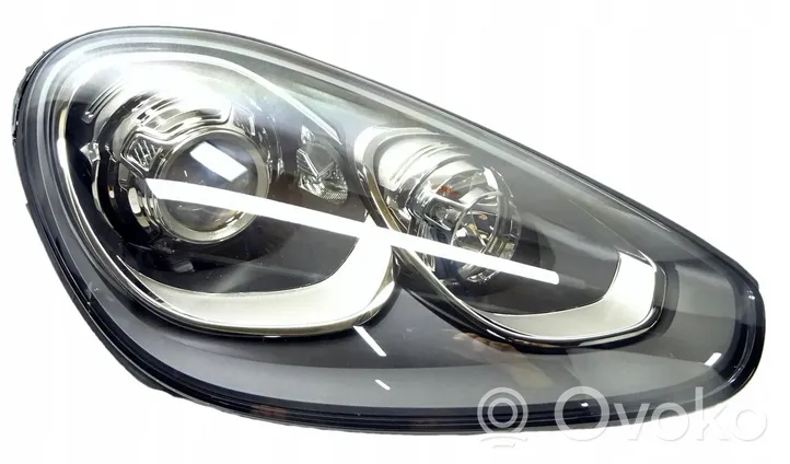 Porsche Cayenne (92A) Lampa przednia 7P5941752H