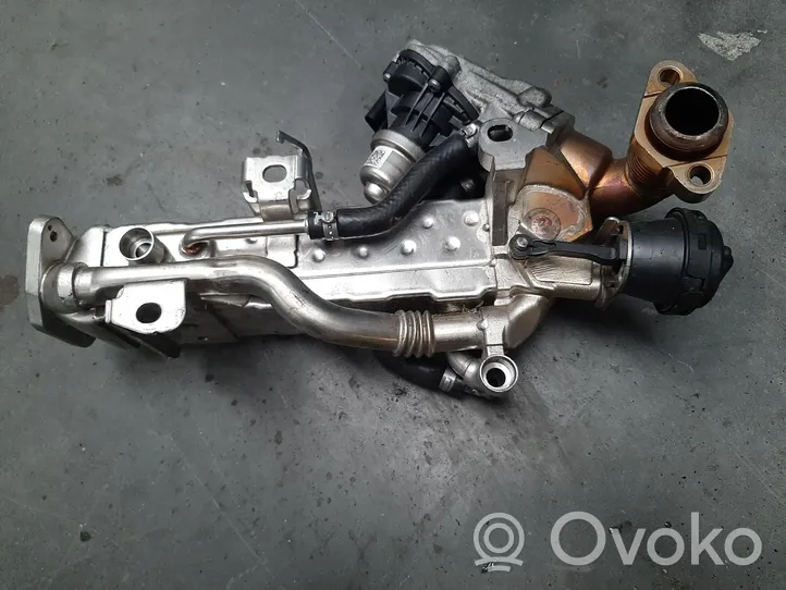 BMW 5 F10 F11 Valvola di raffreddamento EGR 8477659