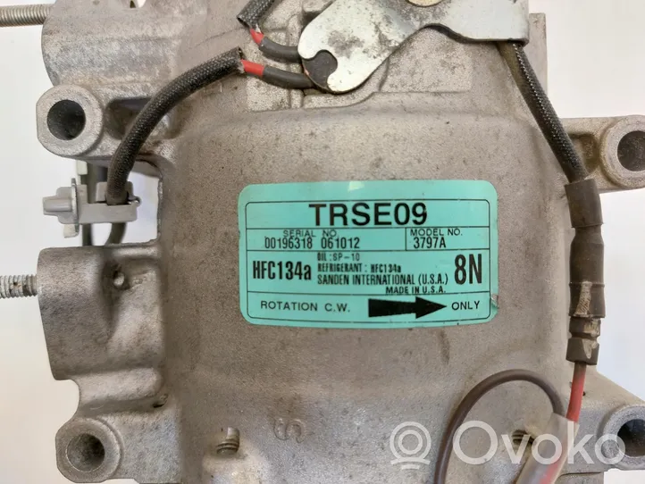 Honda CR-V Ilmastointilaitteen kompressorin pumppu (A/C) HFC134A