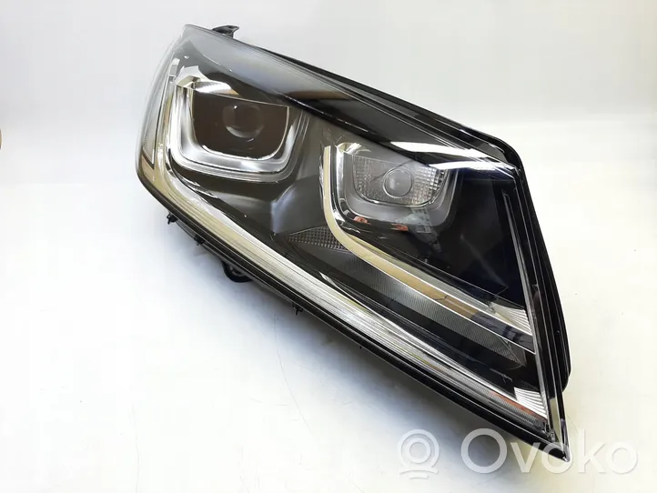 Volkswagen Touareg III Faro delantero/faro principal 7P1941752B