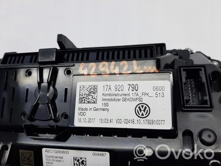Volkswagen T-Roc Licznik / Prędkościomierz 17A920790