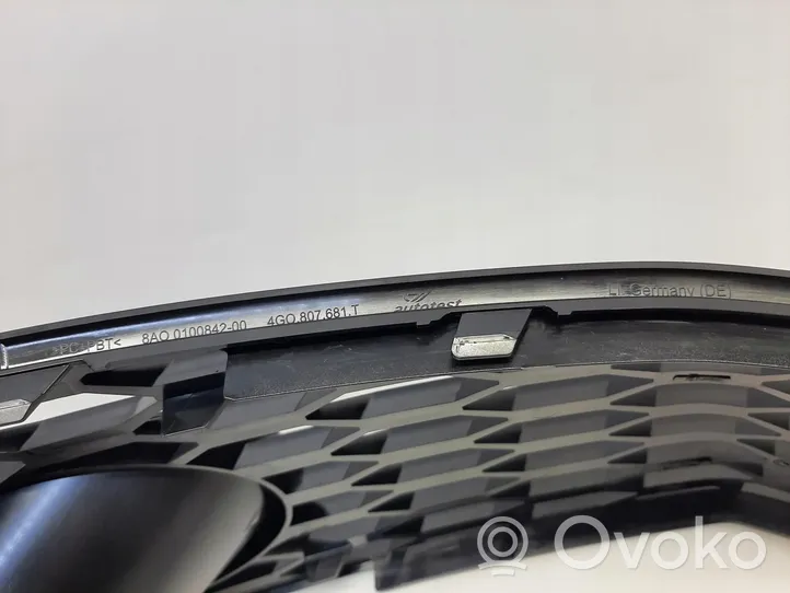 Audi RS6 C7 Priešrūkinio žibinto apdaila/ grotelės 4G0807681T