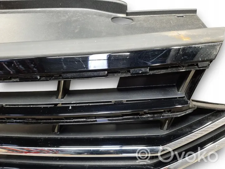 Volkswagen PASSAT B8 Atrapa chłodnicy / Grill 3G0853651DI