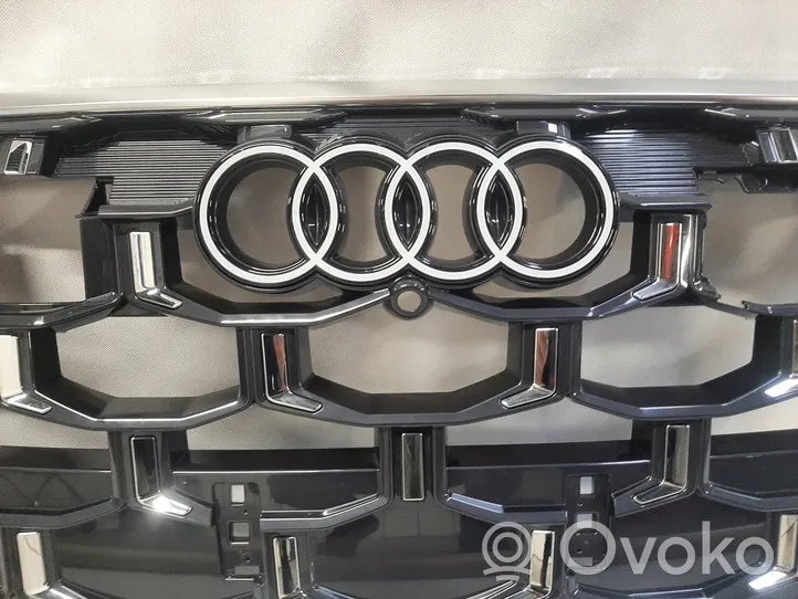 Audi Q7 4L Передняя решётка 4M0853651BD