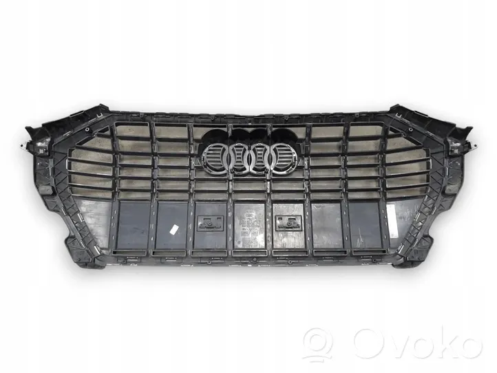 Audi RS Q3 Sportback Atrapa chłodnicy / Grill 83A853651E