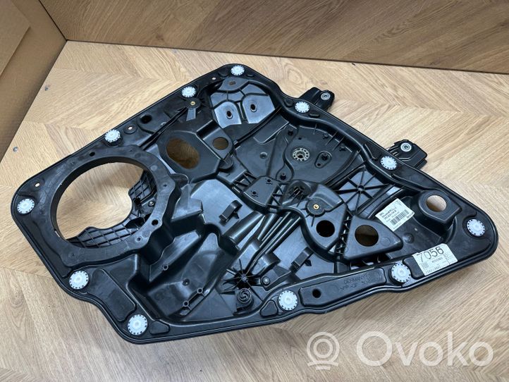 Porsche Cayenne (92A) Meccanismo di sollevamento del finestrino posteriore senza motorino 7P5839756B