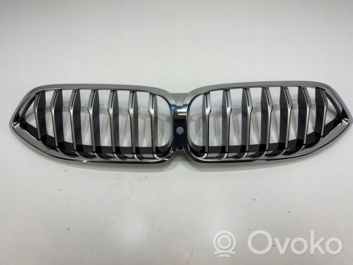 BMW 8 G14 Atrapa chłodnicy / Grill 8092674