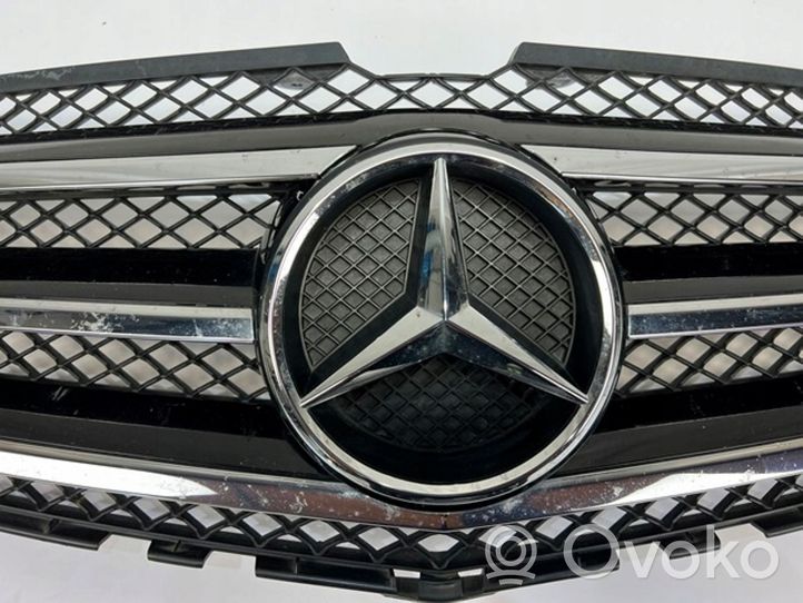 Mercedes-Benz R W251 Grille de calandre avant A2518880060