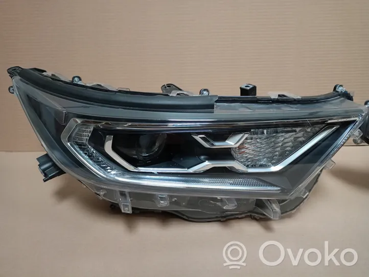 Toyota RAV 4 (XA50) Lot de 2 lampes frontales / phare 