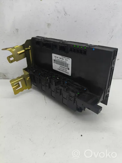 Mercedes-Benz CLK A209 C209 Module de fusibles 2095451601