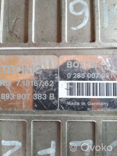 Volkswagen Golf II Sterownik / Moduł ECU 893907383B