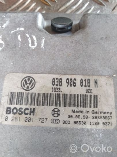 Volkswagen PASSAT B5 Moottorin ohjainlaite/moduuli 038906018N