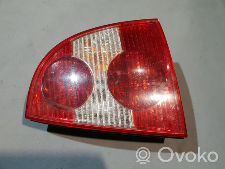 Volkswagen PASSAT B5.5 Lampa tylna 3B5945096AE05S