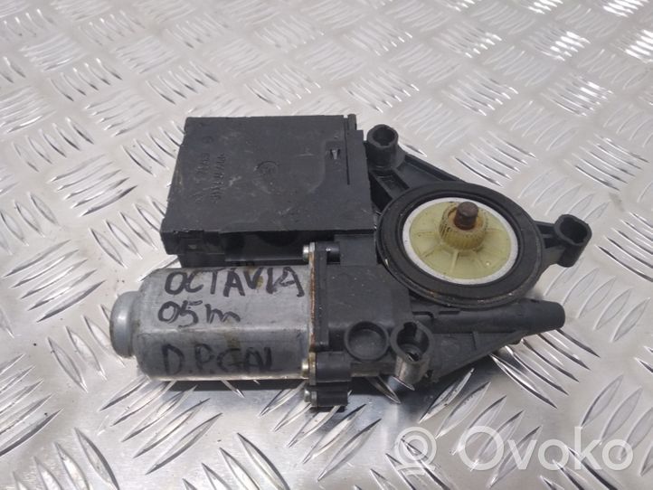 Skoda Octavia Mk2 (1Z) Moteur de lève-vitre de porte avant 1T0959702