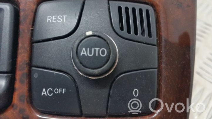 Mercedes-Benz S W220 Gaisa kondicioniera / klimata kontroles / salona apsildes vadības bloks (salonā) 2208301185