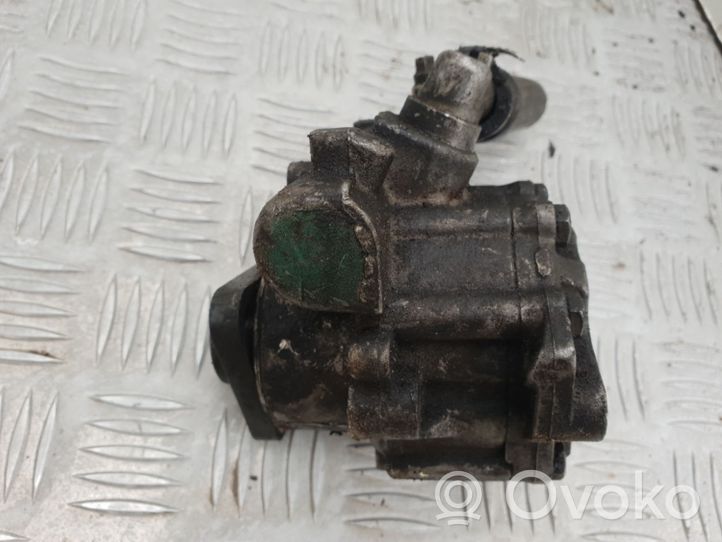 Alfa Romeo 166 Vairo stiprintuvo siurblys 606184770