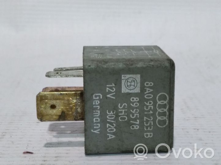Audi A6 S6 C4 4A Other relay 8A0951253B