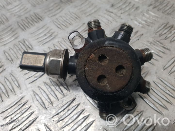 Ford Focus Tuyau de conduite principale de carburant 4M5Q9D280DA