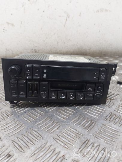 Chrysler Voyager Radio/CD/DVD/GPS head unit SNTQ1AA032938408