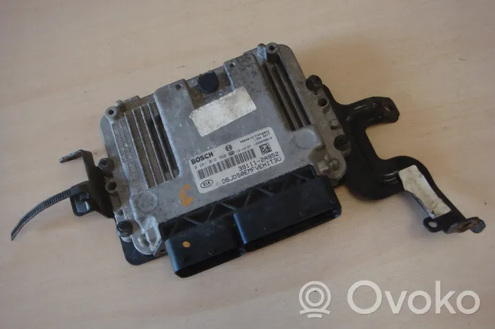 KIA Ceed Sterownik / Moduł ECU 391112A952