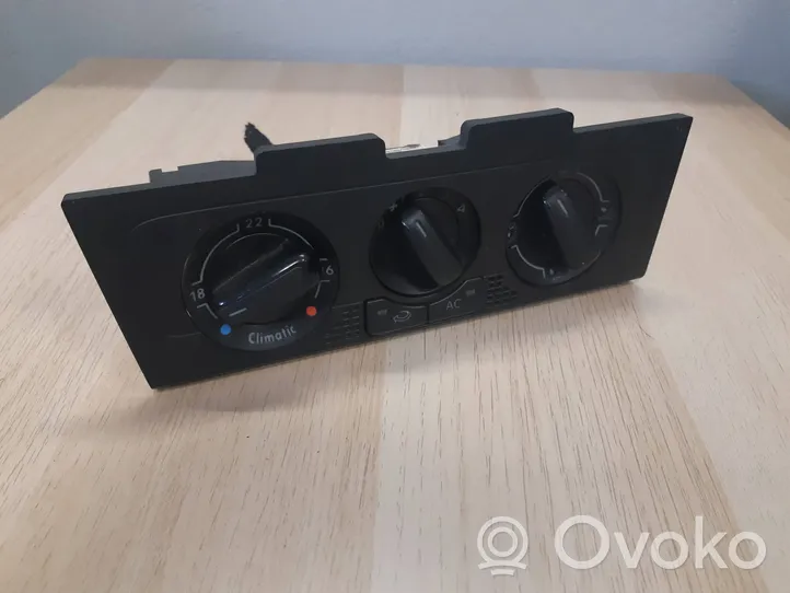 Volkswagen Polo V 6R Climate control unit 6R0820045D