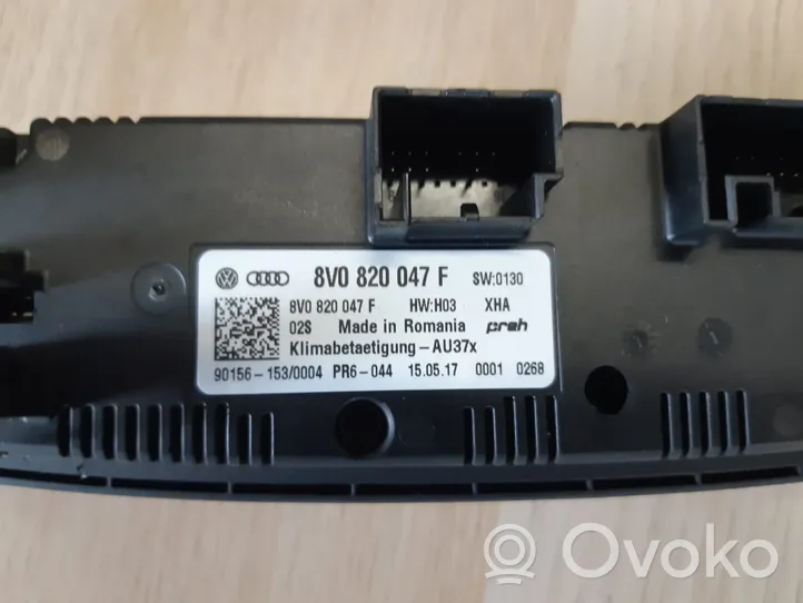 Audi A3 S3 8V Ilmastoinnin ohjainlaite 8V0820047F