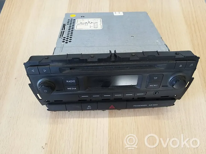 Seat Ibiza IV (6J,6P) Panel / Radioodtwarzacz CD/DVD/GPS 6J0035156