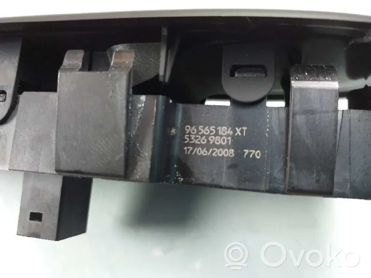 Chevrolet Spark Przyciski szyb 96565184XT