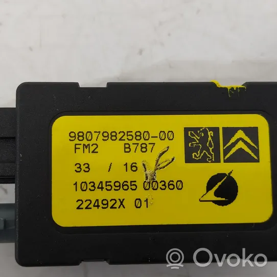 Citroen C4 Aircross Antenne radio 9807982580